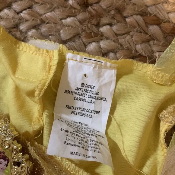 Disney belle dress fits 4-6x - Picture 4 of 4